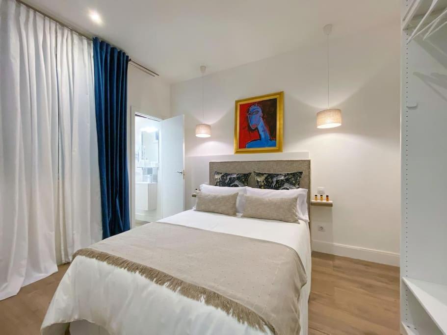 New Lavapies Spacious Flat, 2 Bedrooms And 2 Balconies Madrid Exteriör bild