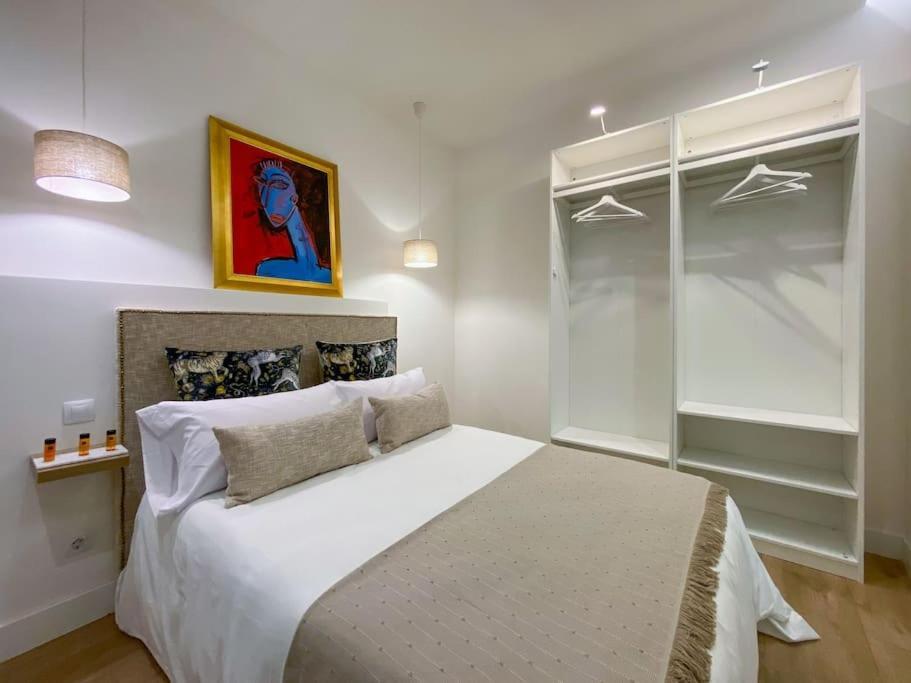 New Lavapies Spacious Flat, 2 Bedrooms And 2 Balconies Madrid Exteriör bild